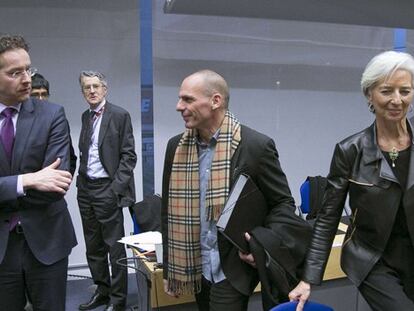 Dijsselbloem, Vaorufakis y Lagarde, en Bruselas.