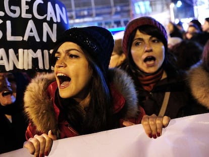 Protesta por la muerte de la activista turca en Estambul.