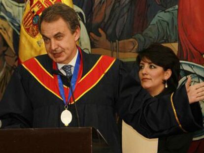 Zapatero, investido honoris causa en La Paz.