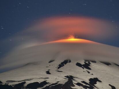 Más de 3.600 evacuados por la erupción del volcán chileno Villarrica