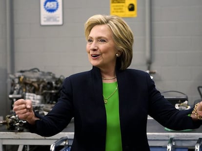 Clinton, en su primer acto de campaña en Iowa.