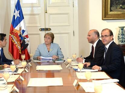 Bachelet con parte de los miembros de su Gobierno.