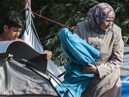 Los refugiados afrontan crecientes obstáculos en su camino europeo