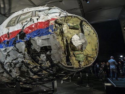 Holanda conclou que un míssil de fabricació russa va fer caure l’MH17