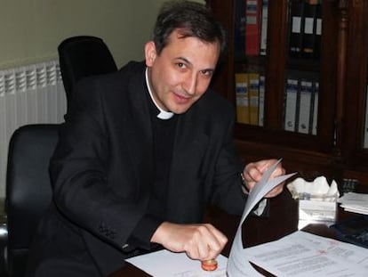 El sacerdote Lucio Vallejo Balda en una imagen de archivo.
