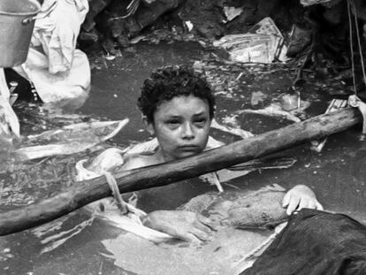 La niña Omayra Sánchez, que murió tras quedar atrapada durante tres días