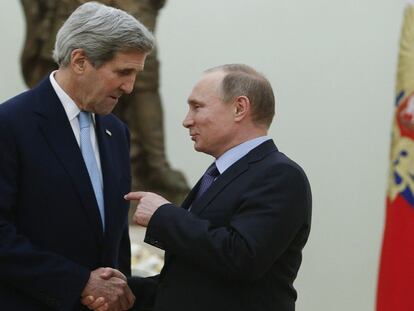 Kerry y Putin, este martes en Moscú.
