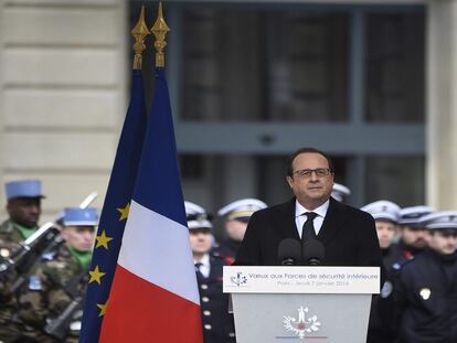 Hollande quiere más poderes permanentes para la policía