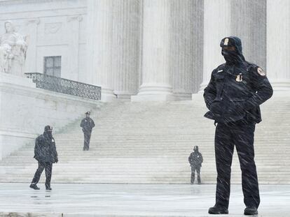 Entrada do Supremo Tribunal em Washington.