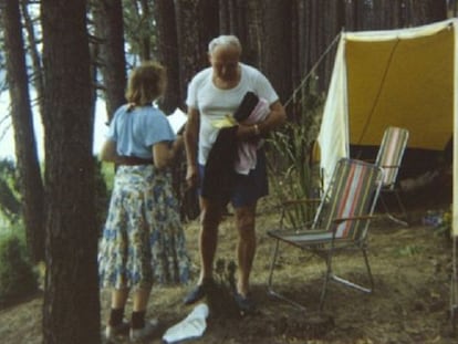 João Paulo II e sua amiga, a filósofa Anna-Teresa Tymieniecka.