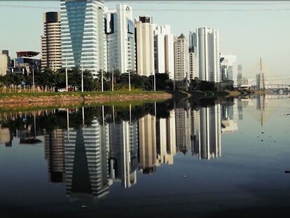 Una imagen de São Paulo de la serie documental Volumen Vivo.