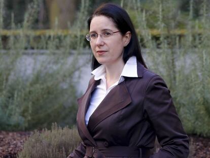 Rosario Bernal organizó la atención a los españoles tras sobrevivir al ataque al maetro.