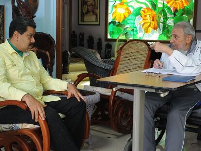 Fidel Castro con Maduro, justo antes de la llegada de Obama.