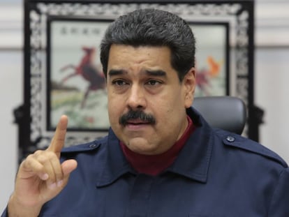 O presidente Maduro, durante encontro com ministros em março.