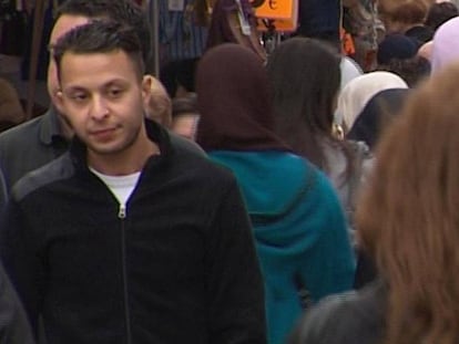 Imagen de Salah Abdeslam tomada antes de los atentados y difundida el pasado 13 de abril por un canal belga.