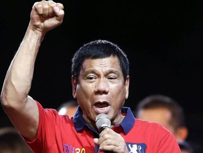 Rodrigo Duterte en el acto final de su campaña electoral.