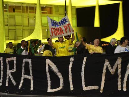 Una protesta frente al Palacio del Planalto.