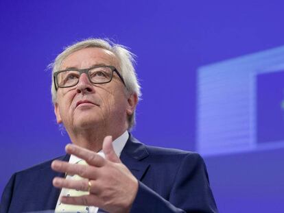 Juncker durante a reunião da Comissão, no sábado.