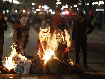 Partidarios de Rousseff durante la protesta.