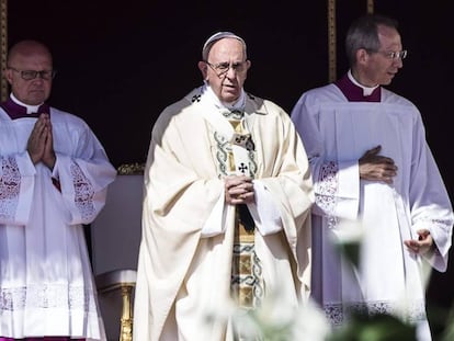 O papa Francisco neste domingo no Vaticano.