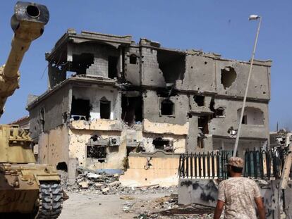 Fuerzas leales al Gobierno de Unidad Nacional, respaldado por la ONU, durante al asedio a Sirte, el pasado 14 de octubre.