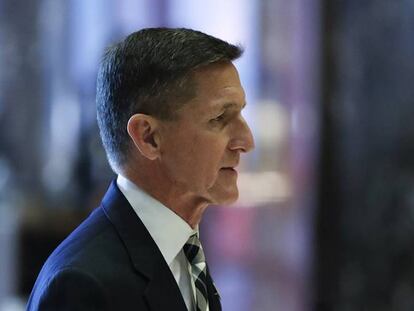 Michael Flynn, a su llegada a la Torre Trump, este jueves.