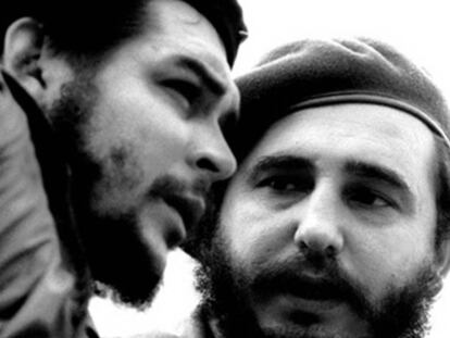 Ernesto Che Guevara y Fidel Castro.