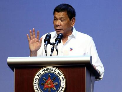 El presidente de Filipinas, Rodrigo Duterte, durante una intervención este viernes en Singapur.