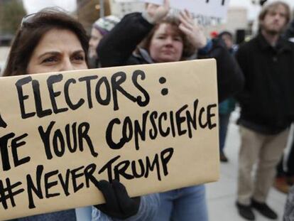 Manifestantes frente al Capitolio de Georgia contra la elección de Trump.