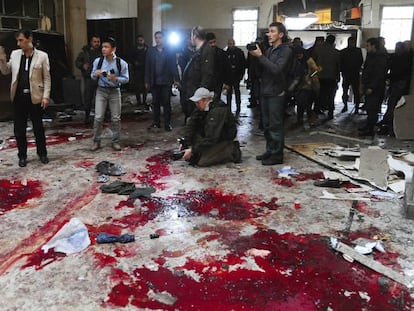 O Palácio da Justiça de Damasco, depois do atentado suicida desta quarta-feira.