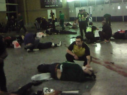 Interior del Manchester Arena tras la explosión.