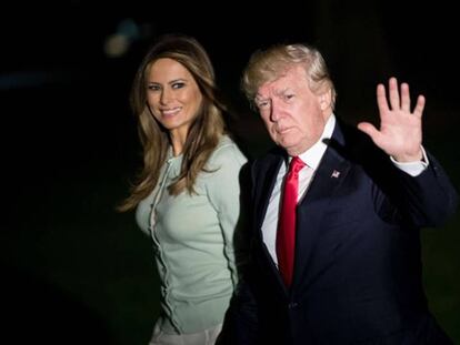 Melania y Donald Trump, el sábado al volver a la Casa Blanca tras su viaje internacional