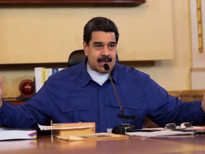 Maduro desafía las críticas del chavismo y sigue adelante con la Constituyente