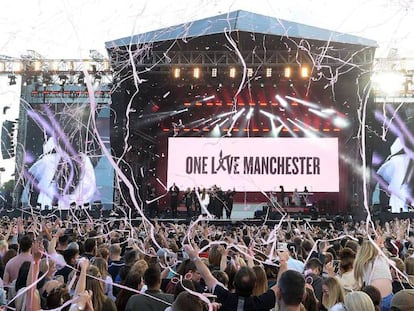 Concierto One Love Manchester en el que Ariana Grande y otros artistas han homenajeado a las víctimas del atentado del Manchester Arena, este domingo en Mánchester.