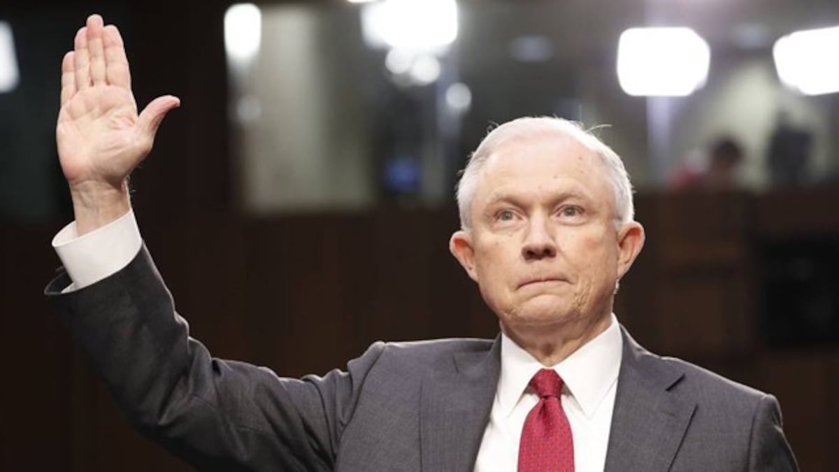 https://imagenes.elpais.com/resizer/v2/httpsep01.epimg.netinternacionalimagenes20170725estados_unidos1501002321_101244_1501003942_noticia_fotograma.jpg?auth=7606e88f291647dd078dabf5fca8e53e50bada9dc1d057b87ad03fafb38a89c6&width=1200&height=675&smart=true https://imagenes.elpais.com/resizer/v2/httpsep01.epimg.netinternacionalimagenes20170725estados_unidos1501002321_101244_1501003942_noticia_fotograma.jpg?auth=7606e88f291647dd078dabf5fca8e53e50bada9dc1d057b87ad03fafb38a89c6&width=1200&height=675&smart=true