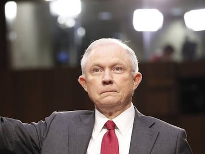 El fiscal general de Estados Unidos, Jeff Sessions, ante el Comité de Inteligencia del Senado.