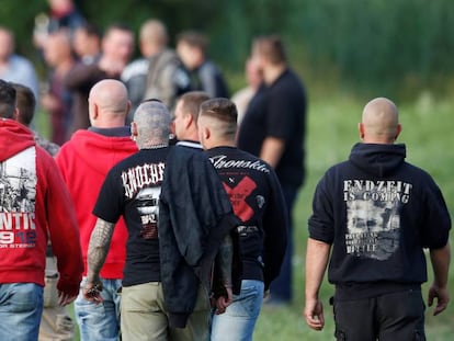Neonazis llegan a Themar con ocasión del concierto que se celebró el pasado 15 de julio. Michaela Rehle REUTERS