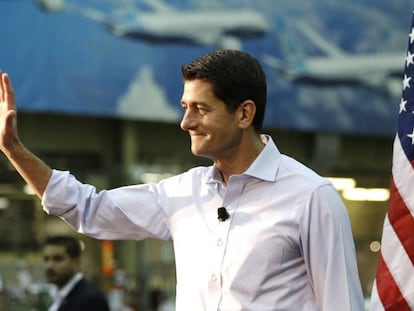 El líder de los republicanos en el Congreso, Paul Ryan, este jueves en la planta de Boeing en Everett (estado de Washington).