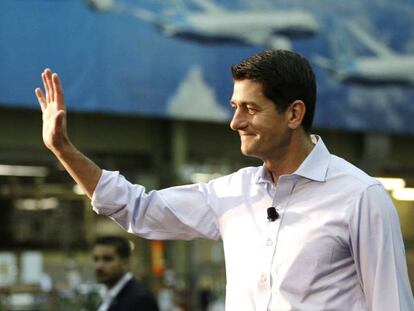 El líder de los republicanos en el Congreso, Paul Ryan, este jueves en la planta de Boeing en Everett (estado de Washington).