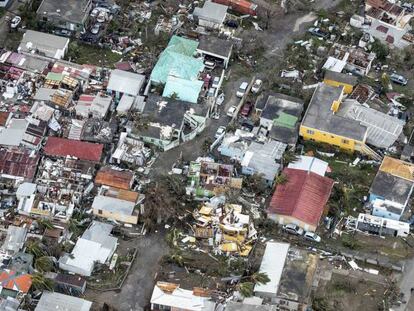 Una vista aérea de los daños causados por el huracán Irma a su paso por San Martín.