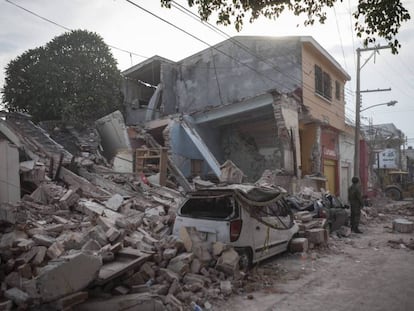 Edificios derruidos en el centro de Jojutla por el terremoto