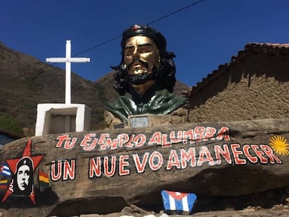 Un culto místico ha surgido en torno al Che Guevara en el lugar de su muerte.