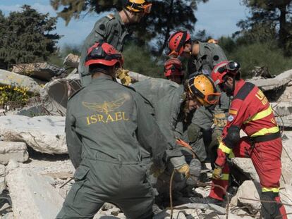 Militares de israel y de la UME en las maniobras de este miércoles.