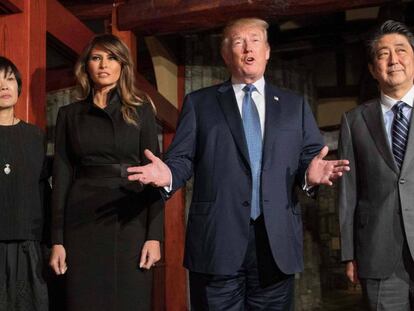 Donald Trump junto al Primer Ministro de Japón, Shinzo Abe.