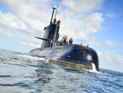 Argentina busca desde el miércoles un submarino desaparecido con 44 tripulantes a bordo