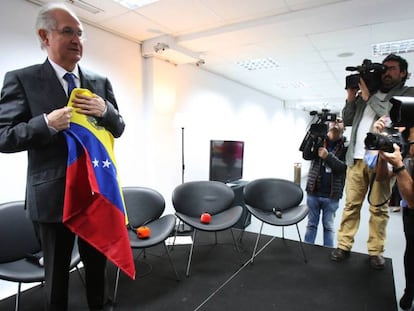 El exalcalde de Caracas, Antonio Ledezma, en una rueda de prensa en Madrid este lunes.