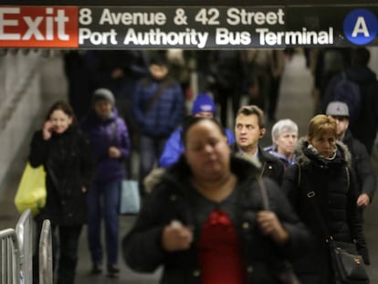 El corredor en la estación de Times Square donde se produjo la detonación.