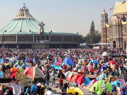 Miles de peregrinos llegan este lunes a la Basílica de Guadalupe.