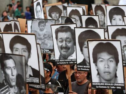 Protesta en Lima contra el indulto a Fujimori.