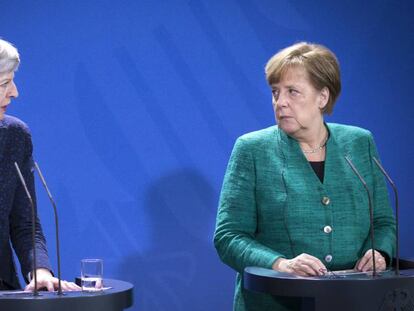 Merkel y May hablan sobre los planes para cuando Reino Unido salga de la Unión Europea